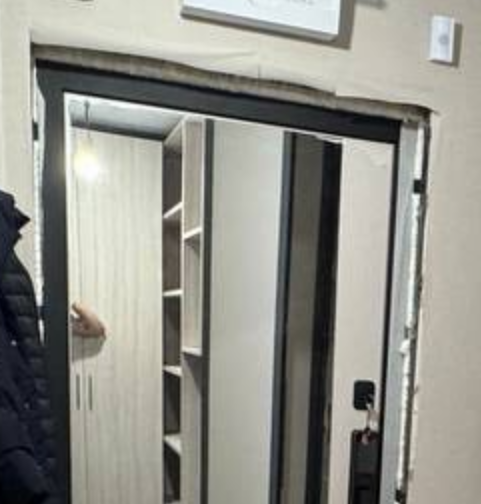 door_2_882b60.png